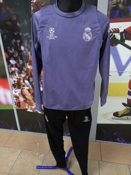 тренировочный костюм Real Madrid