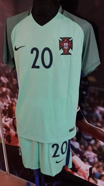 форма сборной Португалии №20 QUARESMA