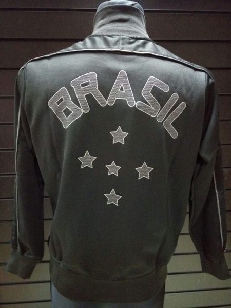 мастерка сборной Бразилии