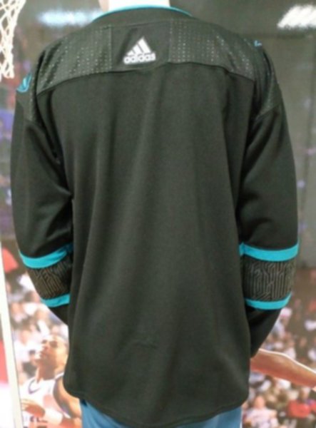 свитер хоккейный San Jose Sharks  adidas