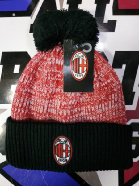 шапка AC Milan   с вышивкой  акрил 100%