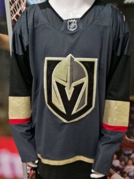 свитер хоккейный Vegas Golden Knights  adidas