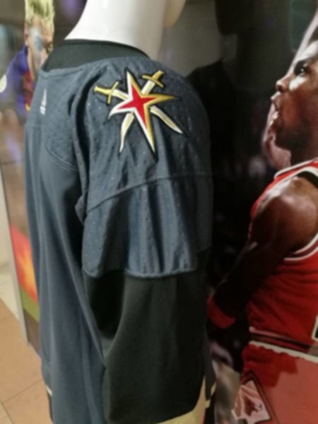 свитер хоккейный Vegas Golden Knights  adidas