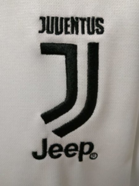 тренировочный костюм Juventus  2018-19  полиэстер 100%