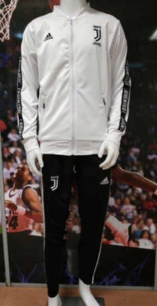 тренировочный костюм Juventus  2018-19  полиэстер 100%