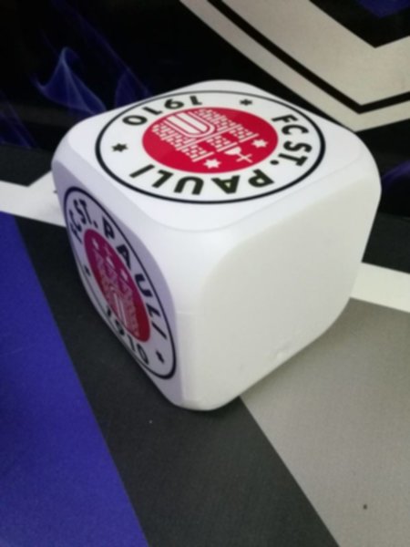 часы с LED St.Pauli  8х8х8см