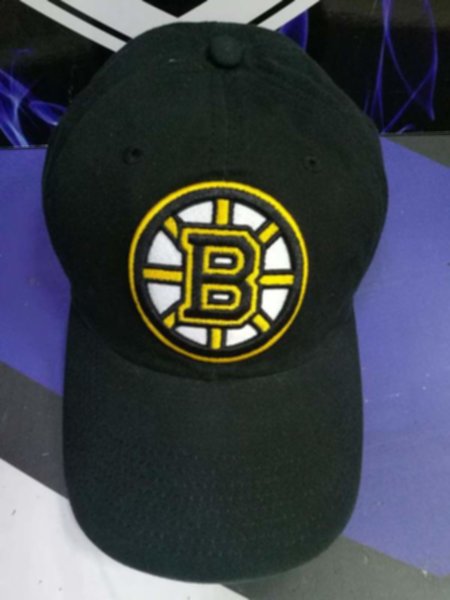 бейсболка Boston Bruins
