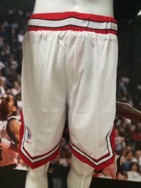 трусы  баскетбольные Chicago Bulls  nike