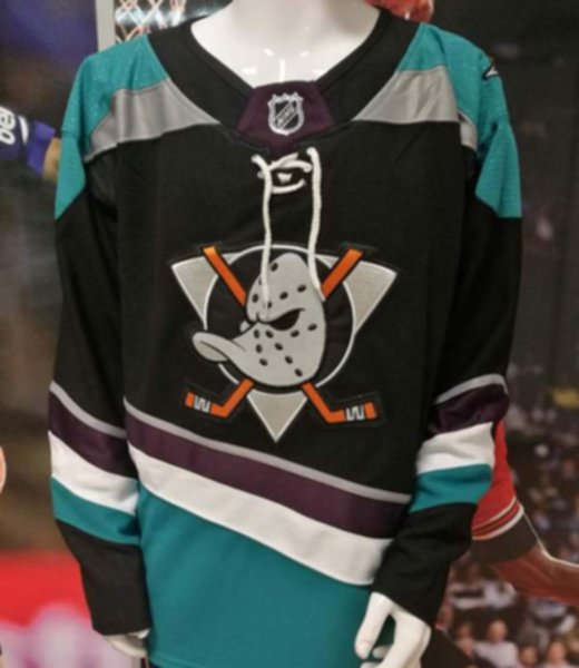 свитер хоккейный Anaheim Ducks adidas 