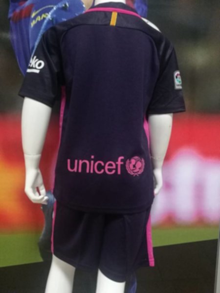 форма детская Barcelona(гостевая)(2016-2017)