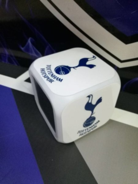 часы с LED Tottenham  8х8х8см
