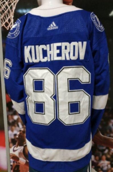 свитер хоккейный Tampa Bay Lightning №86 KUCHEROV adidas