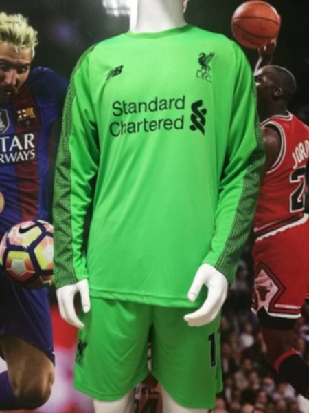 форма  вратарская Liverpool №13 A.BECKER