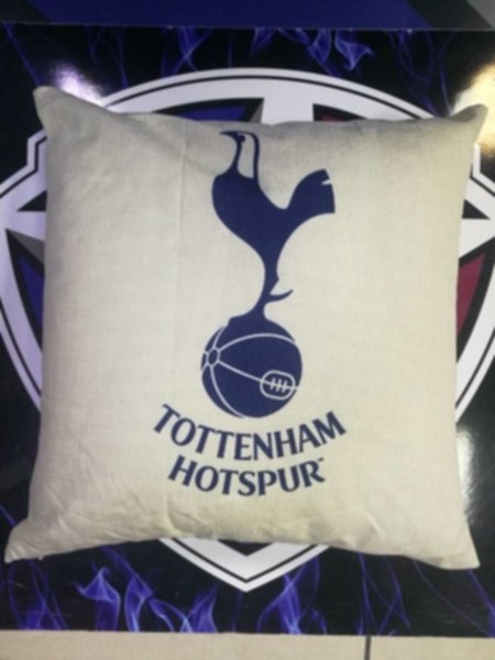 подушка Tottenham  45см х 45см