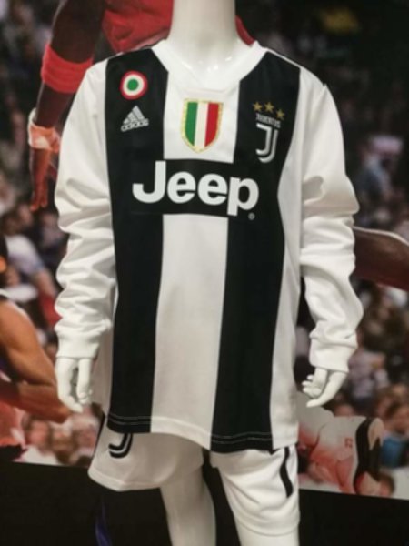 форма детская Juventus №7 RONALDO  длинный рукав  2018-2019