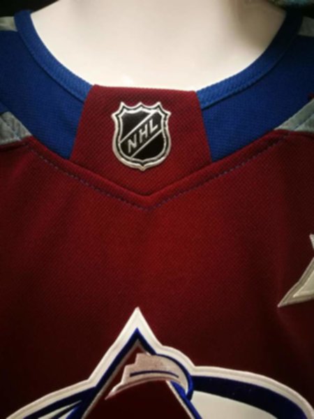 свитер хоккейный Colorado Avalanche №29 MacKINNON