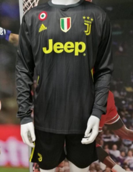 форма Juventus  длинный рукав  2018-2019  резервная