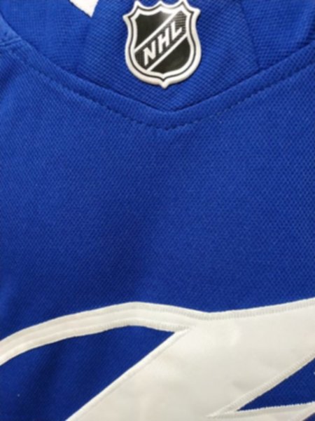свитер хоккейный Tampa Bay Lightning №86 KUCHEROV adidas