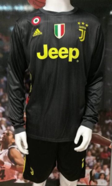 форма Juventus  №7 RONALDO  длинный рукав  2018-2019  резервная