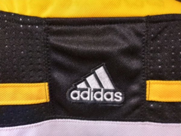 свитер хоккейный Boston Bruins  adidas  Winter Classic 2019