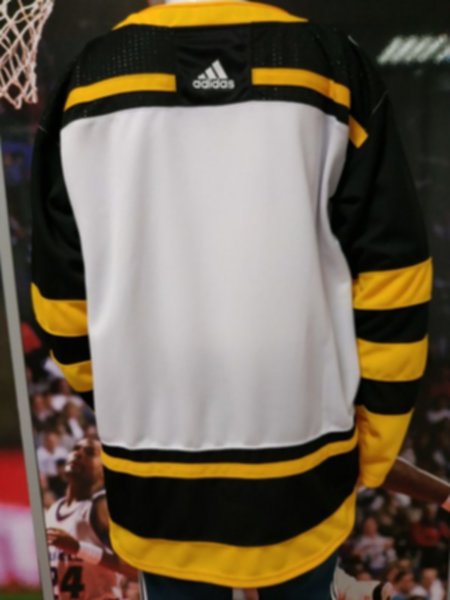 свитер хоккейный Boston Bruins  adidas  Winter Classic 2019