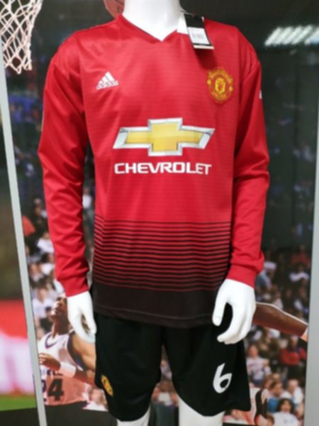 форма Manchester United №6 Pogba  длинный рукав  домашняя  2018-2019