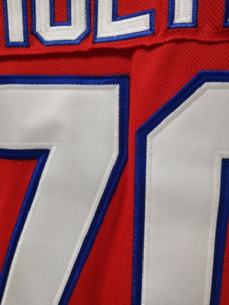 свитер хоккейный Washington Capitals №70 HOLTBY adidas