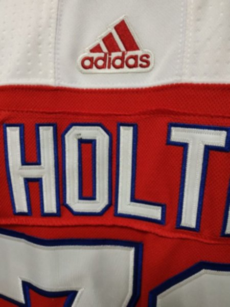 свитер хоккейный Washington Capitals №70 HOLTBY adidas