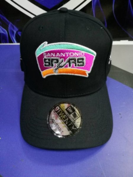 бейсболка San Antonio Spurs