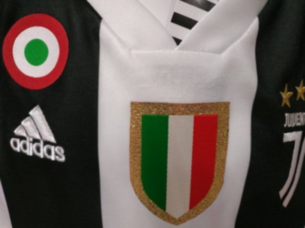 форма детская Juventus №17 Mandzukic  домашняя  2018-2019