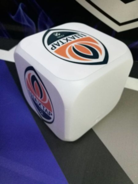 часы с LED Shakhtar Donetsk  8х8х8см