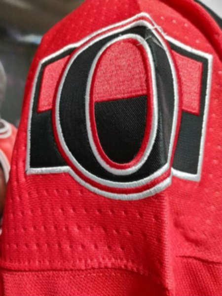 свитер хоккейный Ottawa Senators