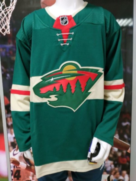 свитер хоккейный Minnesota Wild  adidas