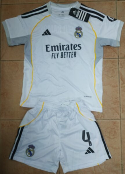 форма  Real Madrid №4 SERGIO RAMOS  2025-2026 adidas,домашняя,полиэстер 100%