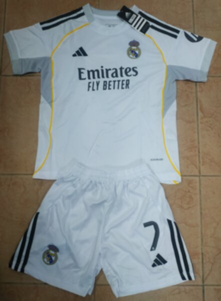 форма  Real Madrid №7 VINI JR.  2025-2026 adidas,домашняя,полиэстер 100%