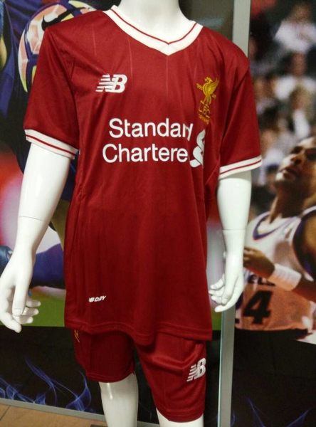 форма детская Liverpool  домашняя  2017-2018