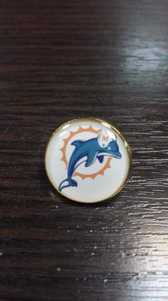 значок Miami Dolphins №0235
