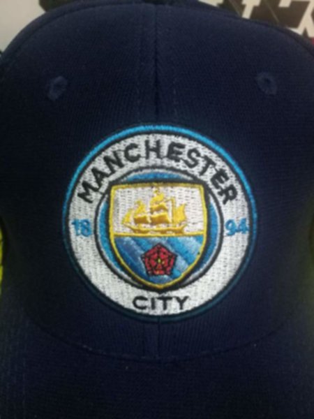 бейсболка Manchester City
