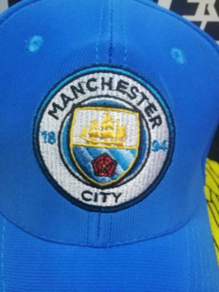 бейсболка Manchester City