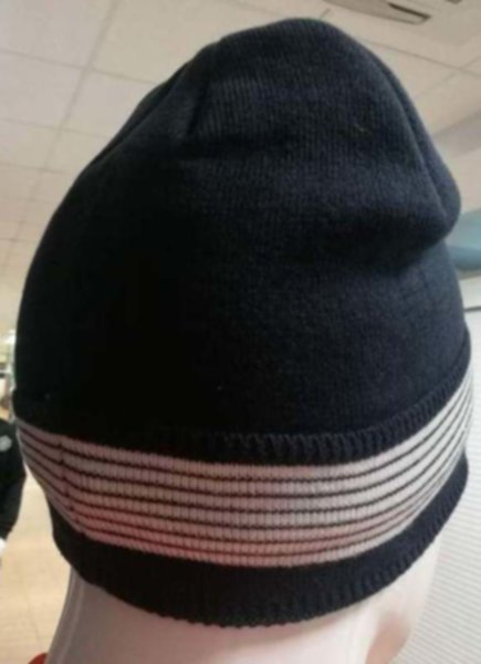 шапка Manchester United  с вышивкой  акрил 100%