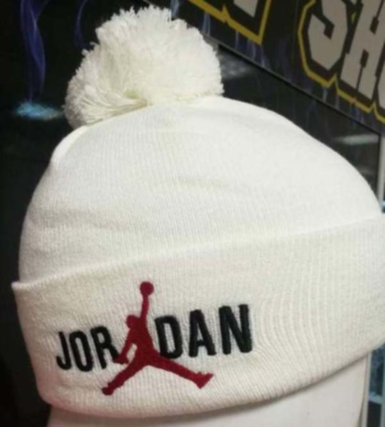 шапка  Jordan  акрил 100%