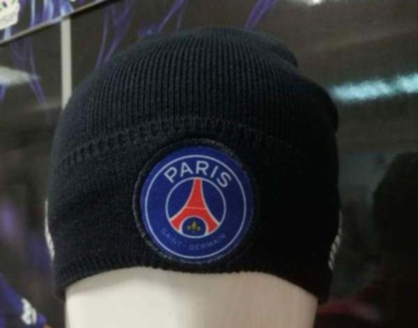 шапка Paris SG с вышивкой  акрил 100%