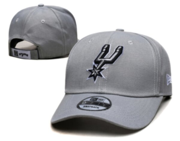 бейсболка San Antonio Spurs