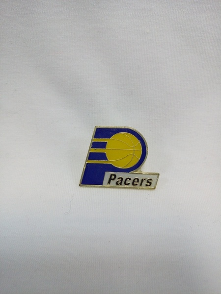 значок Indiana Pacers  0181  металл и полимерная смола