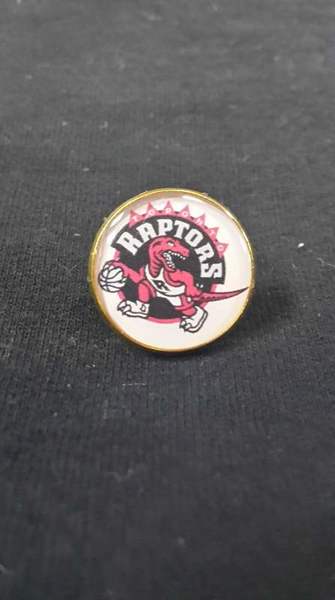 значок Toronto Raptors  №0327