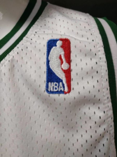 майка баскетбольная Boston Celtics №33 BIRD  adidas  ретро