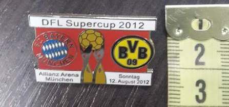 значок Bayern Munchen-Borussia Dortmund  №0517 